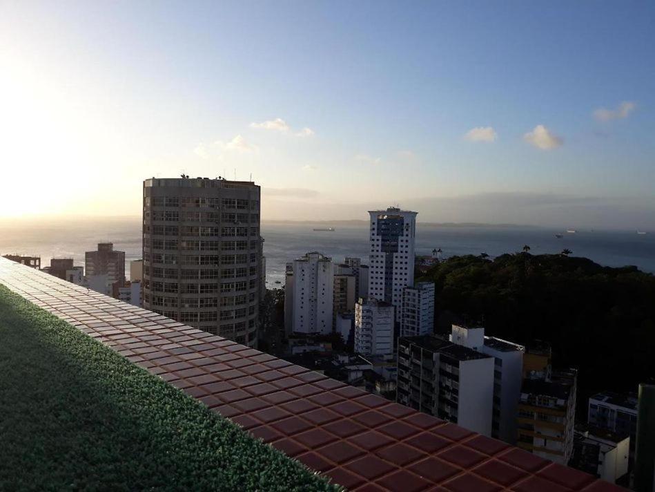 Maravilhoso Apartamento 2 Quartos Com Ofuro Porto Da Barra Salvador Summer Barra Flat Exteriér fotografie